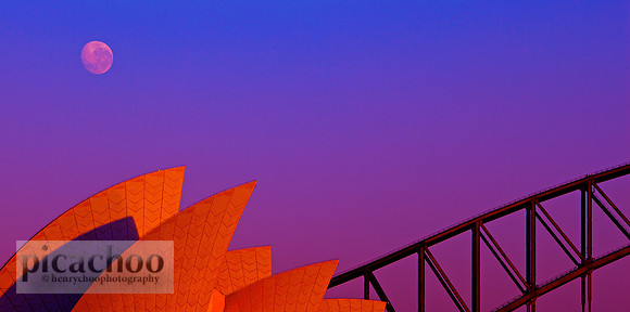 SOH @ Dawn (dmrc) - crop 2x1